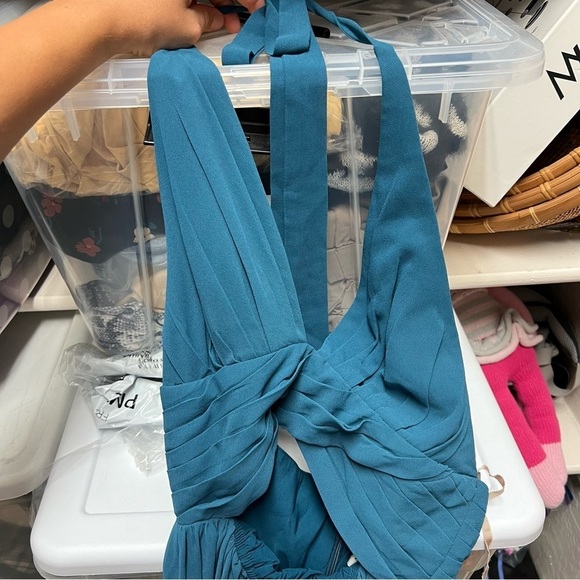 Fame And Partners Cut Out Pleated Teal Maxi Dress - Picture 13 of 14